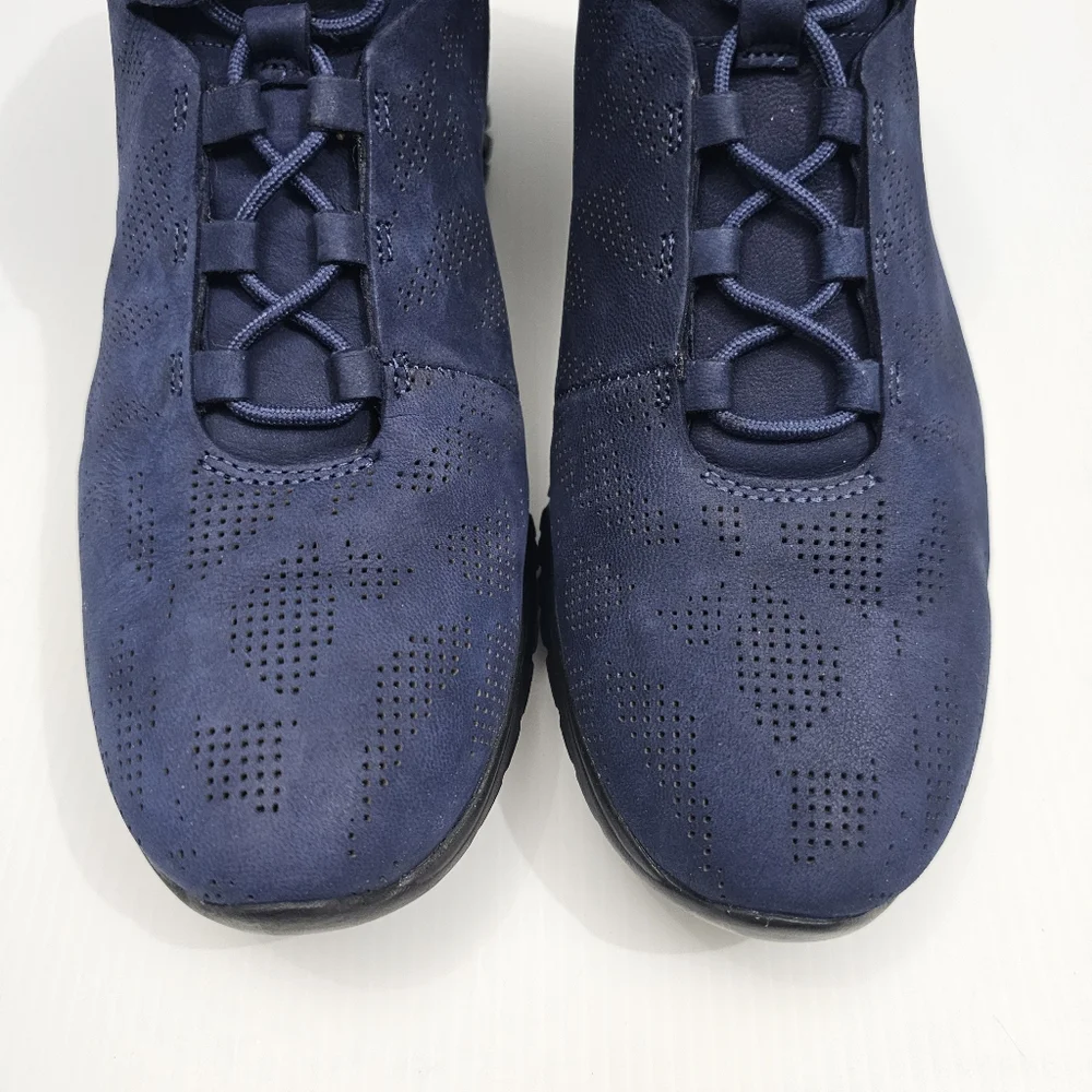 Cole Haan Zerogrand Ankle Boot Women 6 Blue Leather Perforated Lightweight Hiker